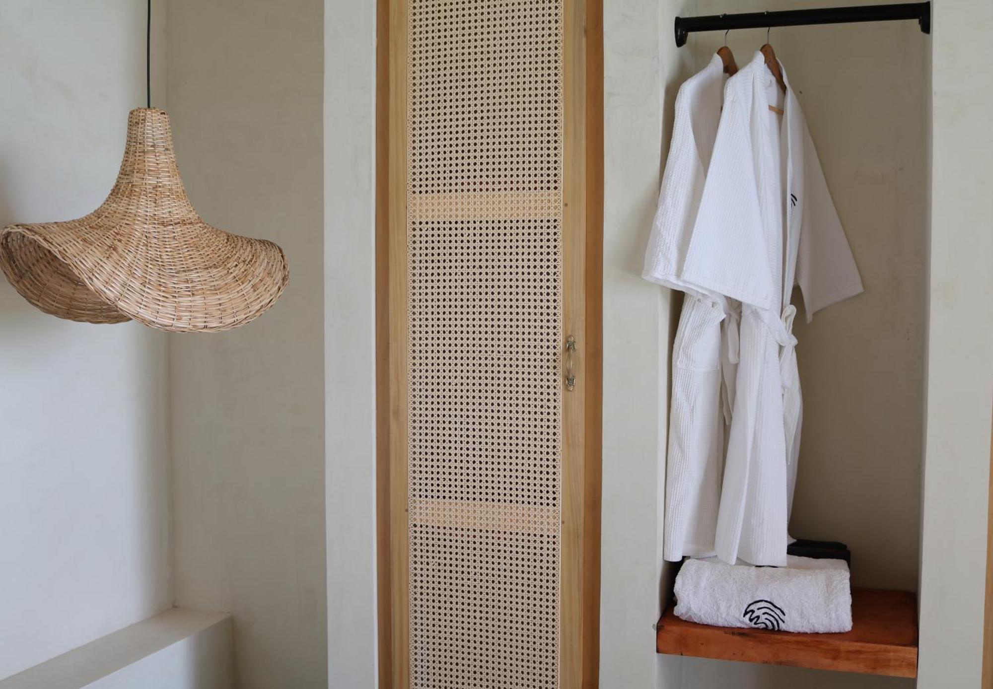 Swell Shacks Hotel Matara Ngoại thất bức ảnh