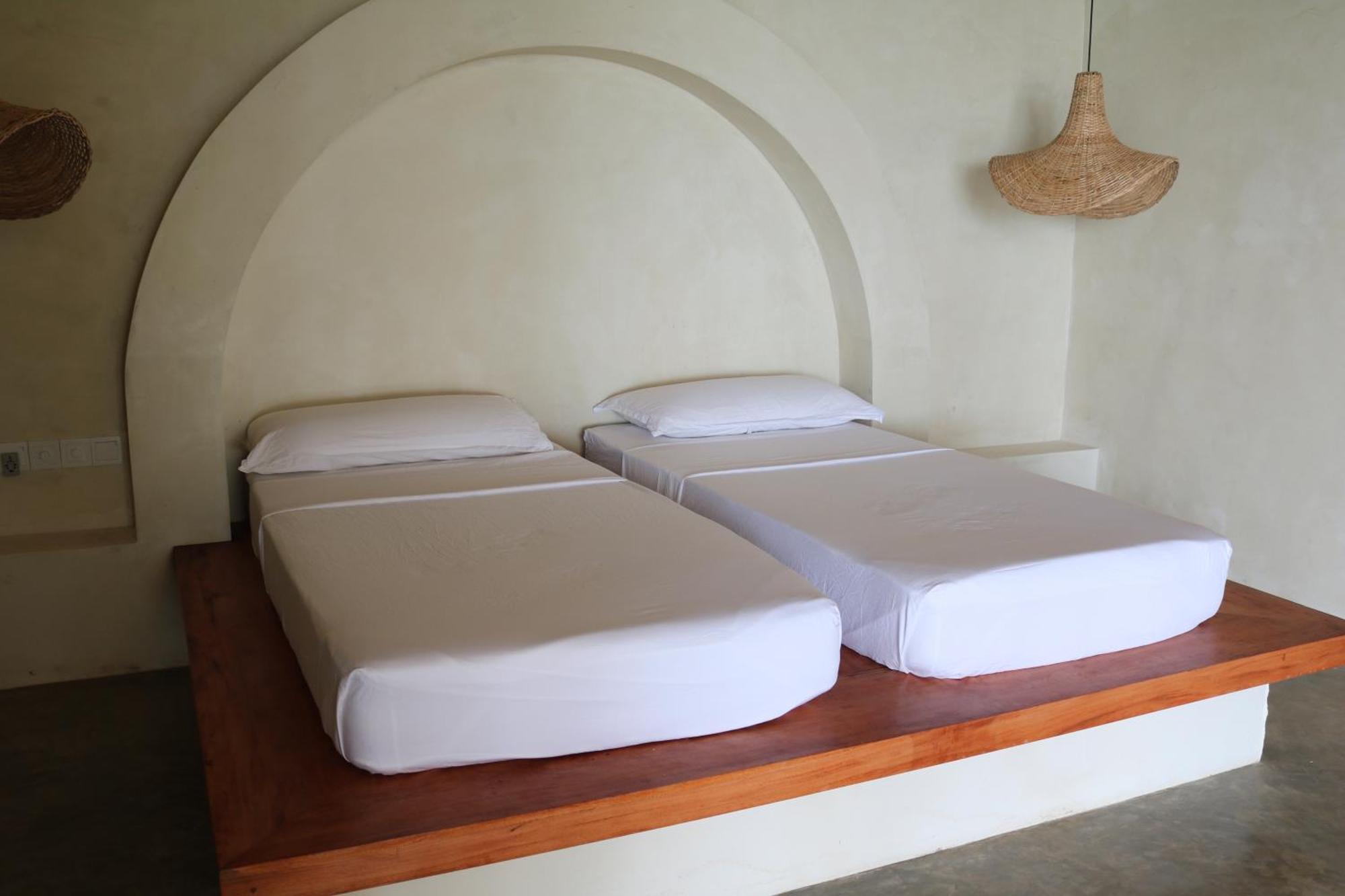 Swell Shacks Hotel Matara Ngoại thất bức ảnh