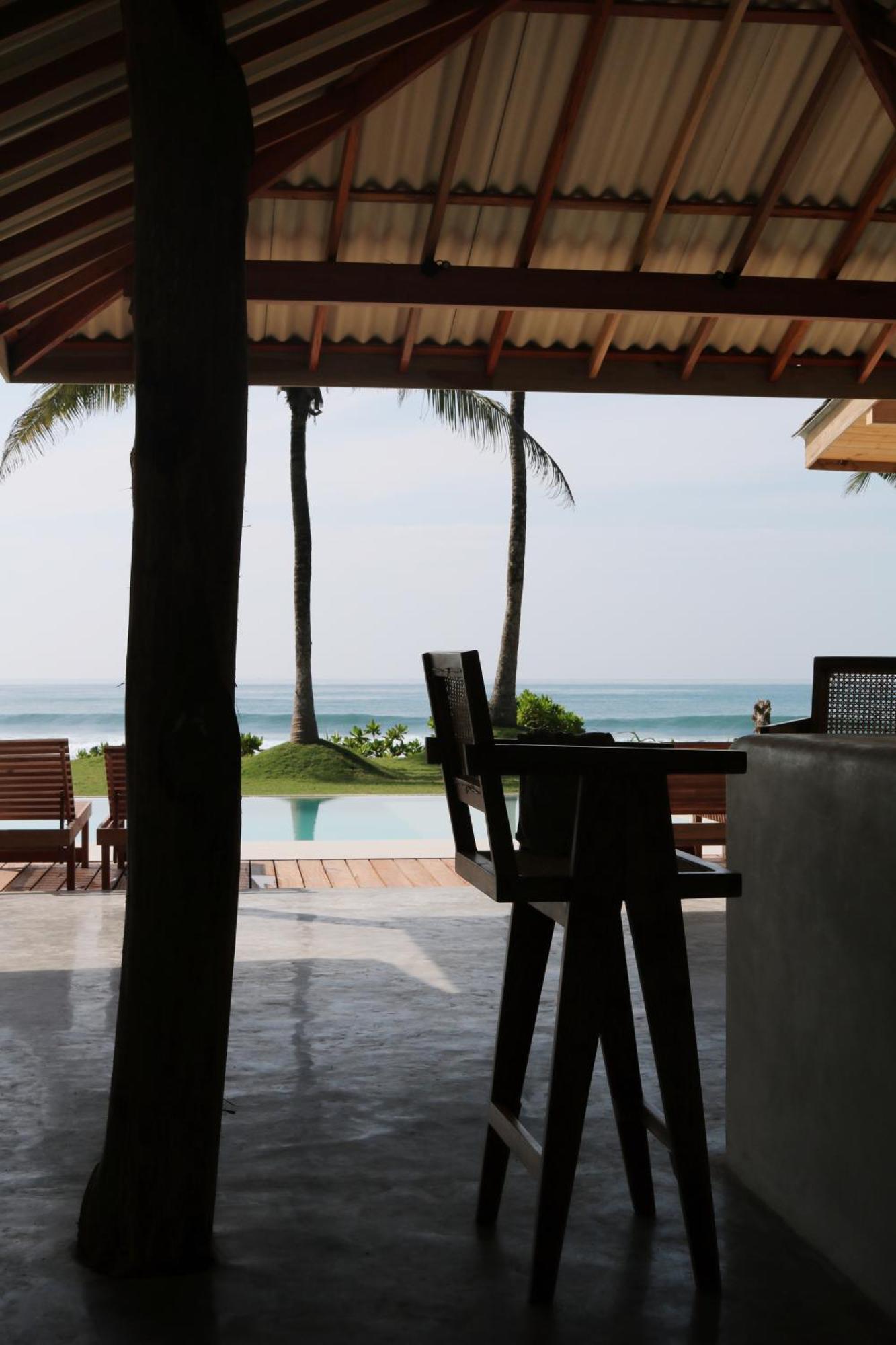 Swell Shacks Hotel Matara Ngoại thất bức ảnh