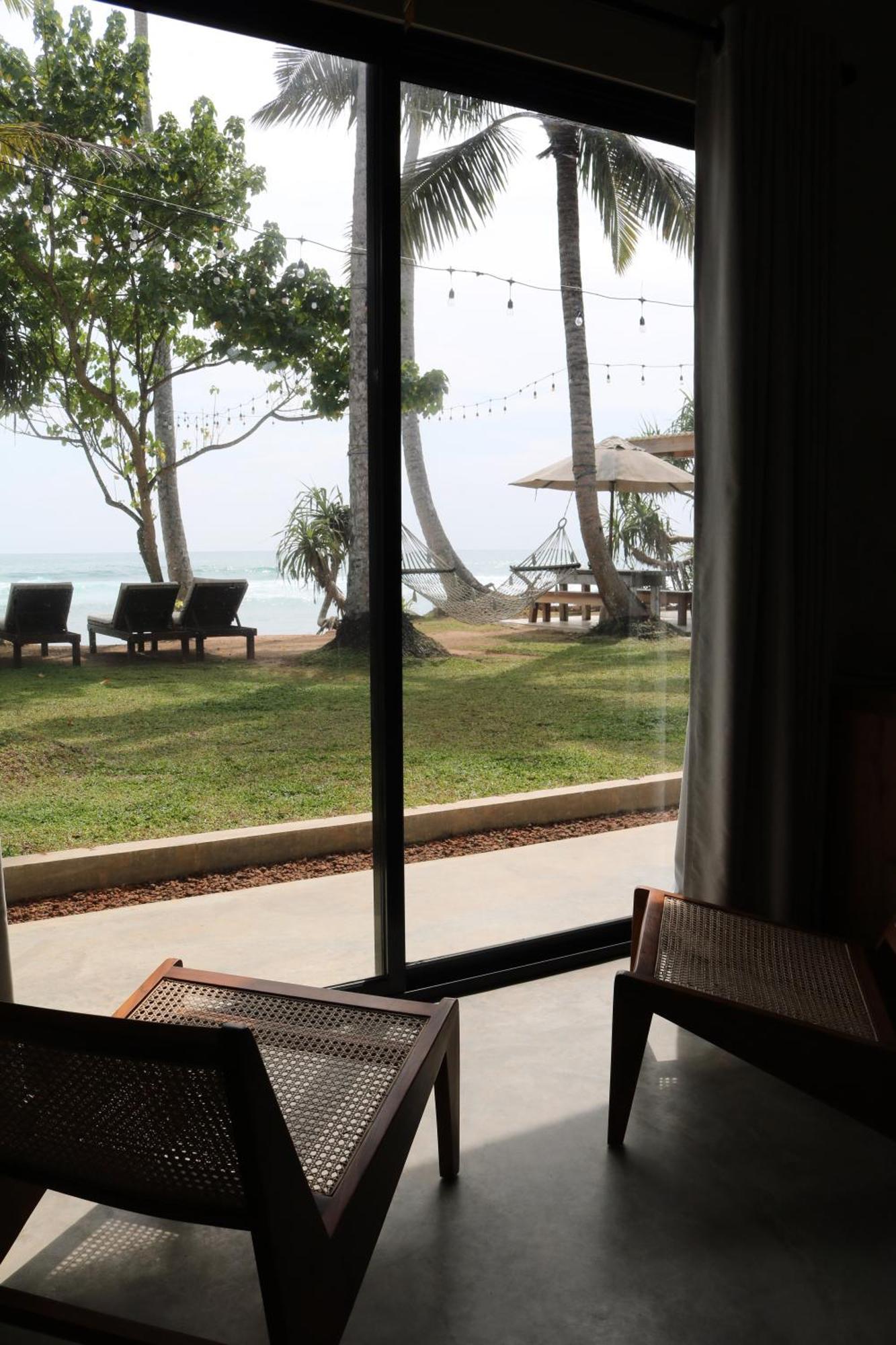 Swell Shacks Hotel Matara Ngoại thất bức ảnh
